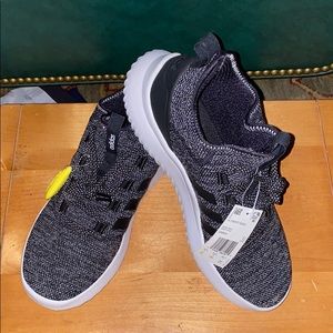 Adidas Ultimate BBall Basketball shoes